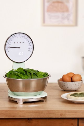 SMEG Mutfak Tartısı Pastel Yeşil