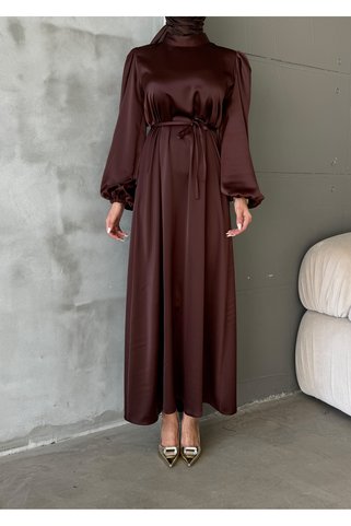 Aranlı tekstil Balon Kol Saten Tesettür Oversize Biye Kuşaklı Tesettür Elbise