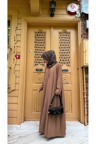 BukrinaCo Camel rengi kloş kesim Medine ipeği tesettür ferace