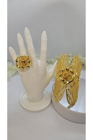 Constanza Exclusive Vizyon Kelepçe Bileklik ve Yüzük 22 Ayar Altın Kaplama Model 671