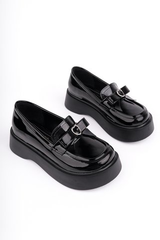 Madam Tarz SMR-4023 Fiyonk Toka Detaylı Loafer