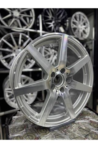 RC 18'' 5x112 MERCEDES W204 C CLASS SİLVER DİAMOND JANT MODELİ