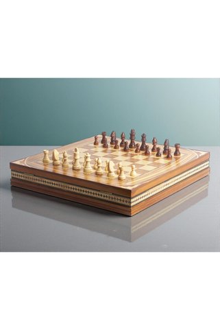 El Yapımı Lüks Nakış İşlemeli Doğal Ahşap Sandıklı Premium Satranç Takımı 45x45 cm. Hediyelik Set 1