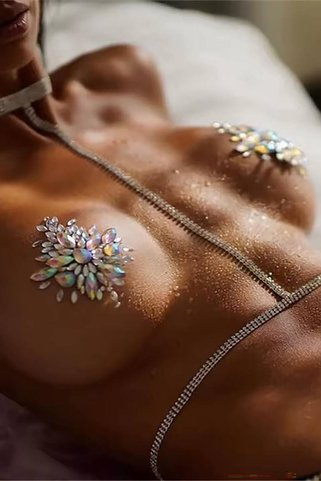 Bikini Mayokini Dünyası Taşlı Parlak Göğüs Ucu Takısı - Gümüş