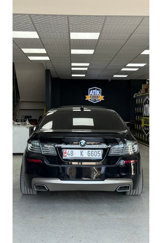 BMW F10 5.50 TWAİN TIRNAKLI DİFÜLİZÖR + KROM EGSOZ UÇLARI (SAĞ- SOL)
