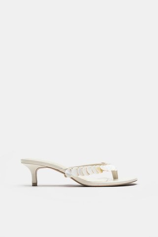 Pull & Bear Boncuklu topuklu sandalet
