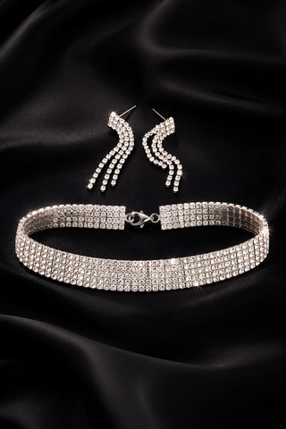 HAYALAKSESUARBUJITERI Çok Sıralı Kristal Taşlı Choker Kolye ve Küpe Seti