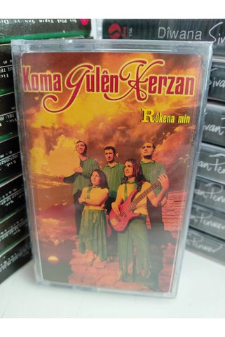 Plakperest Koma Gulen Xerzan - Rûkena Min - Türkiye Basım Kaset Albüm /Açılmamış Ambalajlı (Kürtçe)