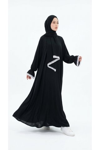SNM BUTİK TEKSTİL VE MODA Pamuklu Viskon Önden Fermuarlı Dantel Detaylı Kendinden Eşarplı Pratik Kadın Namaz Elbisesi