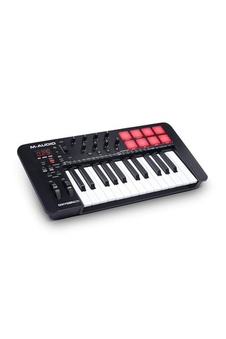 M-AUDIO Oxygen 25 (MKV) – 25 tuşlu, Beat Pad, Aklıllı Akor, Akıllı scale ve Arperggiator özellikli Z