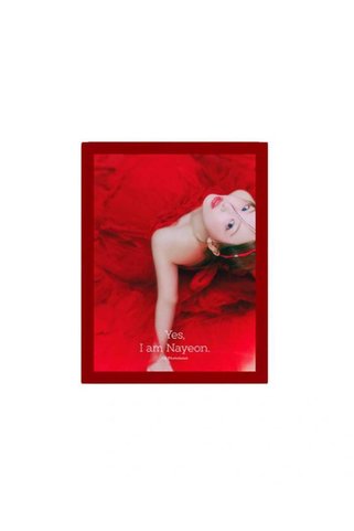 NAYEON - 1st PHOTOBOOK [Yes, I am Nayeon] Album