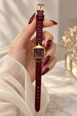 KLISHE Classic Kadın Saat Bordo Deri Kordonlu Gold Renk Kare Kasa Roma Rakamlı | Vintage Old Money Klasik Kadın Kol Saati | Limited Edition 2027
