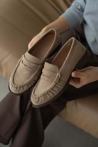 selin shoes Lurein Büzgülü Hafif Kalın Topuk Kadın Loafer- VİZON SÜET