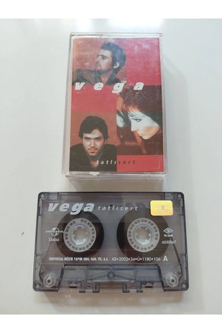 Plakperest Vega – Tatlı Sert - 2002 Türkiye Basım Kaset Albüm