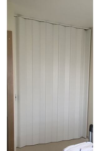 ERİKMANN Akordiyon Kapı Beyaz Camsız Tek Açılım 222 X 235 Cm