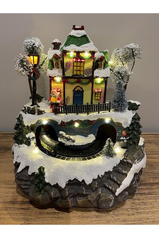 BENİMOLMALI Işıklı Hareketli Köy Evi, Noel Baba, Kardan Adam, Yeni Yıl Hediyesi, Lambalı, Tren Tüneli