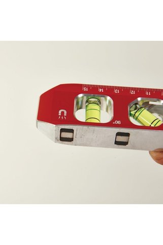 Milwaukee T4932459097 Ağır Hizmet Tipi Torpedo Su Terazisi Boru Tipi Manyetik 17cm