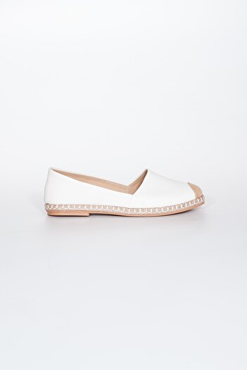 Moda Değirmeni White Puffy Women's Ballerinas