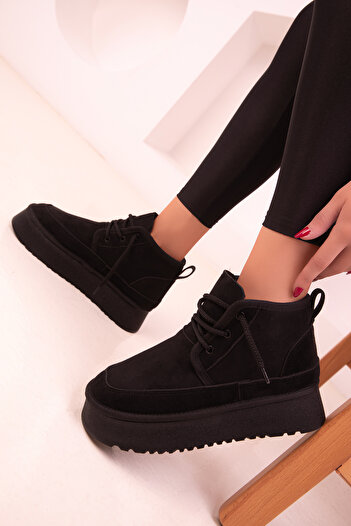 SOHO Black Suede Women's Boots & Booties 18352