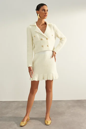 Trendyol Collection Detailní pletená sukně z limitované edice Ecru - Příze z peří a vousů Twoaw24Et00260