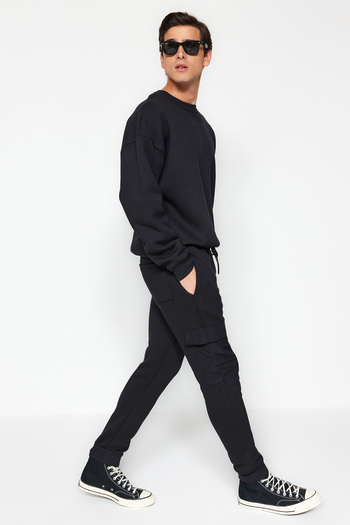 Trendyol Collection Black Regular/Normal Cut Tech Zippered Cargo Pocket Jogger Sweatpants Tmnaw24Ea00010