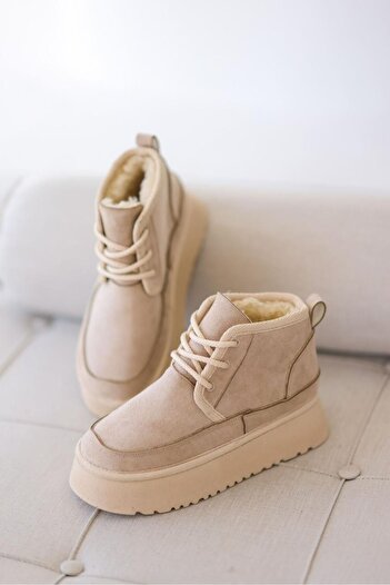 selinshoes Γυναικείες μπότες Hugo Lace-Up με χοντρή σόλα με γούνα στο εσωτερικό - EKRU