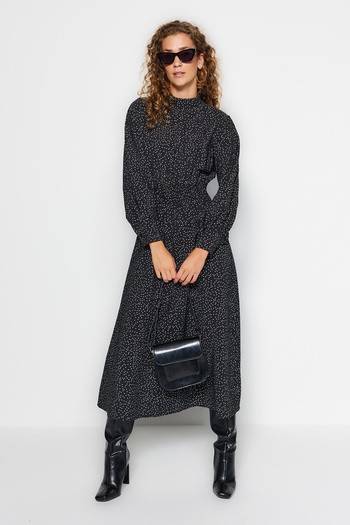 Trendyol Modest Λεπτομερές υφαντό φόρεμα μαύρο πουά στη μέση TCTAW24EB00098