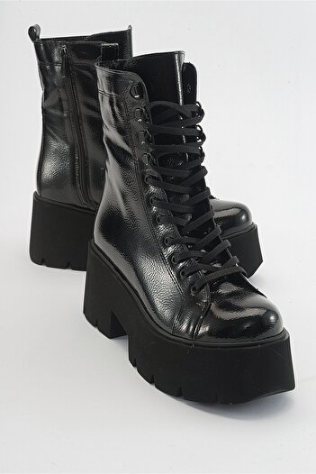 LuviShoes Dámské boty z lakované kůže MORTON Black Crinkle