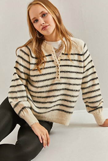 Bianco Lucci Charmed gestreifter Strickpullover mit 11 Knöpfen für Damen