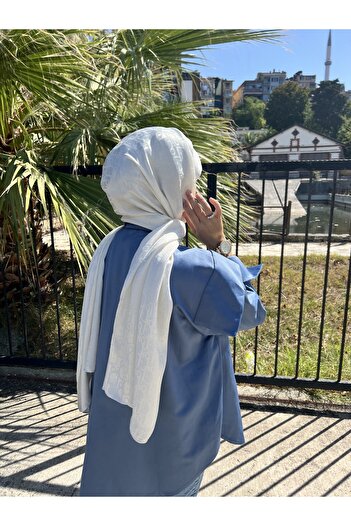 LİLYUMSCARFS Y DESEN PARLAK İTHAL JAKAR İPEKSİ ŞAL EKRU