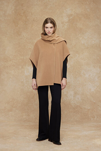 Manuka ΜΑΝΤΗΛΙ CACHET PONCHO CAMEL