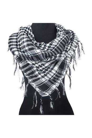 ArtworkAnatolia Black and White Ethnic Puchsia Military Puchsia
