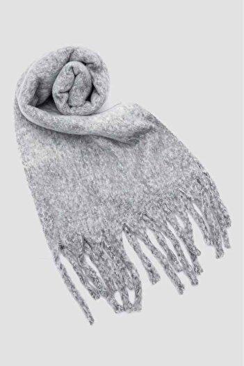 Penti Melani Gray Scarf