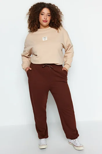 Trendyol Curve Plus Size Brown Knitted Jogger Sweatpants - Elastic Leg Tbbss22Ea0065