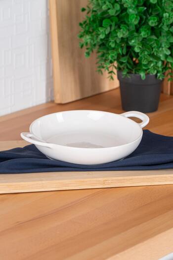 ACAR Bianco Perla Round Handle Presentation Plate - 25 cm
