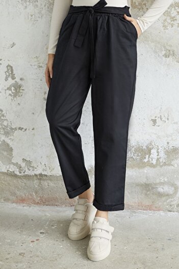 InStyle Norisa Belted Gabardine Carrot Trousers - Black