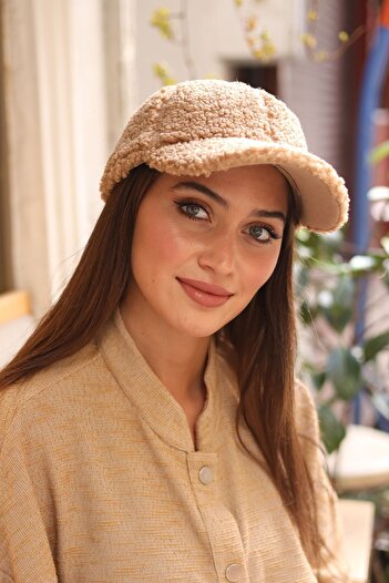 REMSA Women's Curly Plush Cap Hat RKŞ-07 Camel