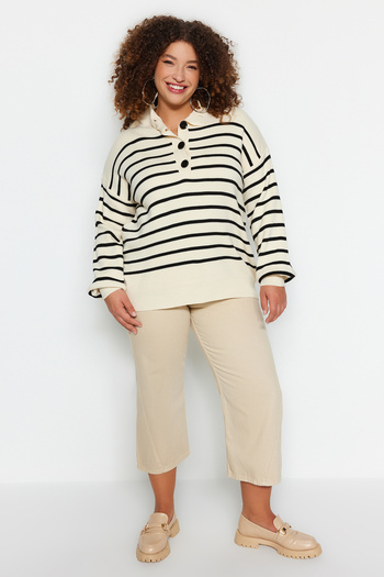 Trendyol Curve Knitwear Ecru Striped Sweater - TBBAW24AN00077