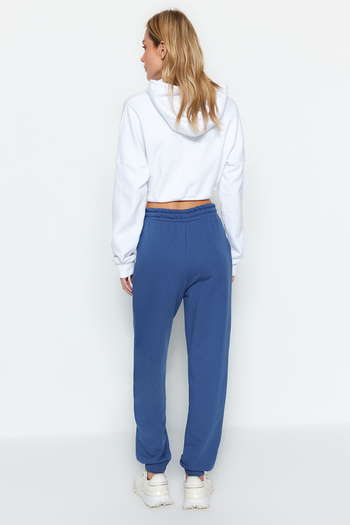 Trendyol Collection Ινδigo Χαλαρό Jogger Κανονική Μέση Παχύ Πλεκτό Παντελόνι TWOAW24EA00029