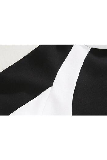 Touz LAGOM MODA Blackpink Is The Revolution Printed Line Detail Unisex Oversize Crew Neck Black