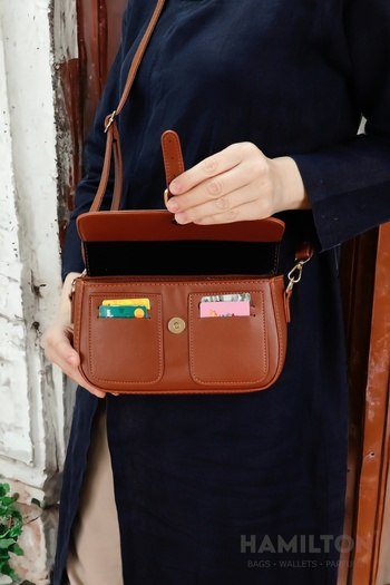 HAMILTON Original Women's Card Holder Tan Cross Adjustable Strap Lined Leather Baguette Daily Shoulder Bag