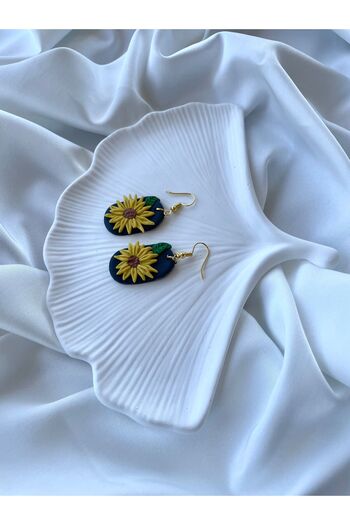 TREND Miyamila Collection Sunflower Model Dangle Polymer Earrings