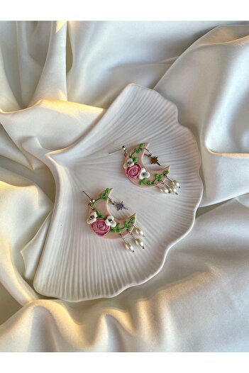 TREND Miyamila Collection Pearl Detailed Polymer Dangle Moon Earrings