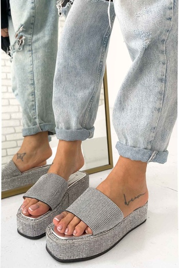 Shoebutik Παντόφλες Splendy Silver