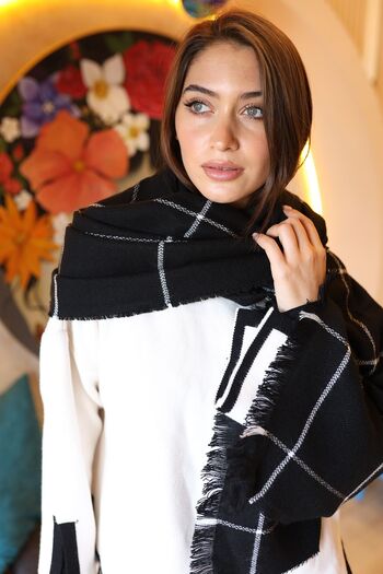 REMSA Square Patterned Scarf Shoulder Shawl 70X180 cm 1210 Black