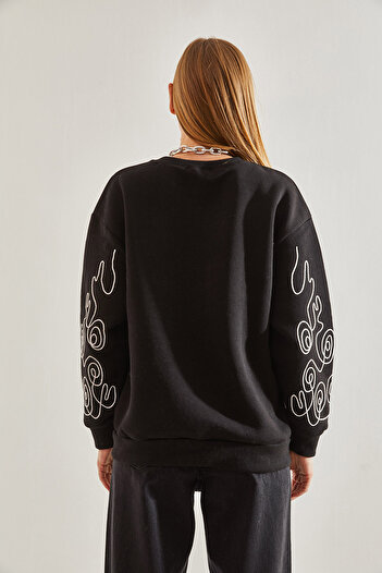 Bianco Lucci Women's Sleeve Embroidered Three Thread Raised Sweatshirt