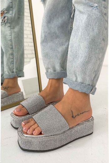 Shoebutik Παντόφλες Splendy Silver