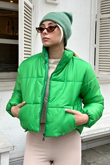 Trend Alaçatı Stili Dámský světle zelený stojáček s dvojitým kapsovým natahovacím kabátem s elastickým pasem ALC-X7684