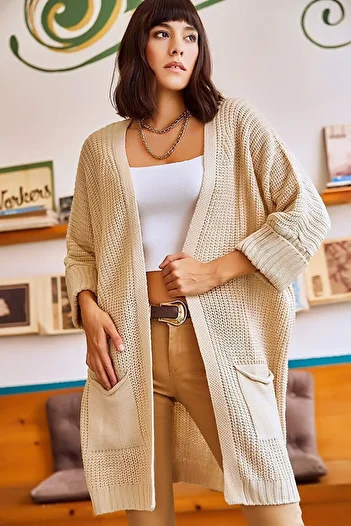 CoolLook V-neck Folded Double Quarter Sleeve Double Pocket Non-Closing Relaxed Fit Lycra Loose Warm Knitwear Cardigan