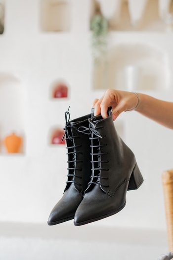 DİVOLYA Katerina Black (5cm) Thick Heeled (5cm) Pointed Toe Laced Daily Women's Boots